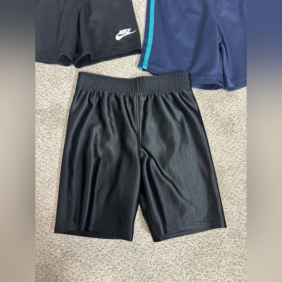 Lot of 4T athletic shorts basketball shorts Nike black blue toddler boy - Picture 3 of 6